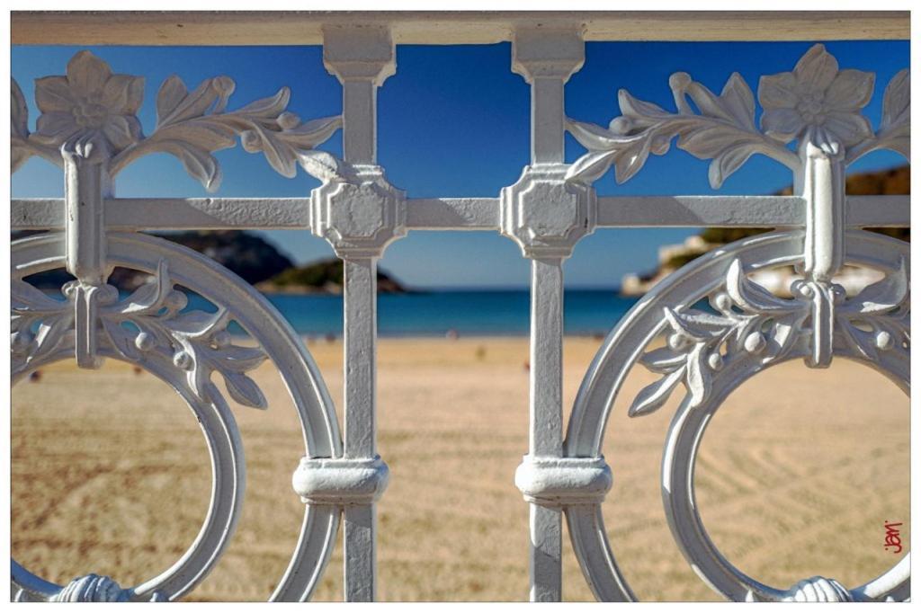 2 Pieces Au Centre De Hendaye-Plage Exterior photo